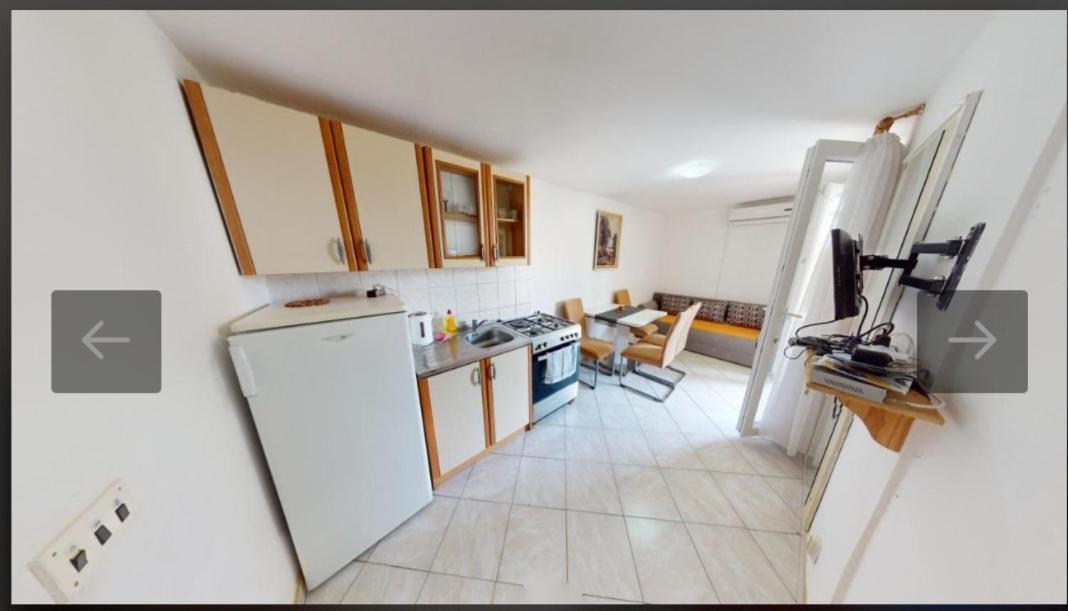 Apartments Bimi Vir Luaran gambar