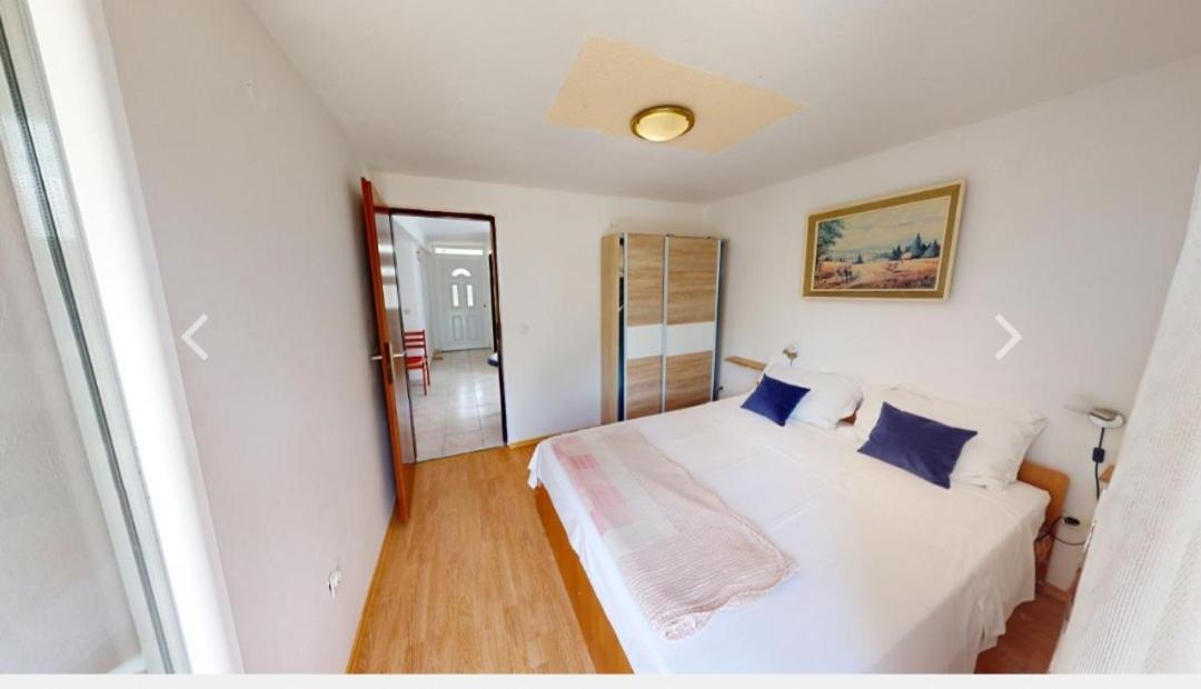 Apartments Bimi Vir Luaran gambar